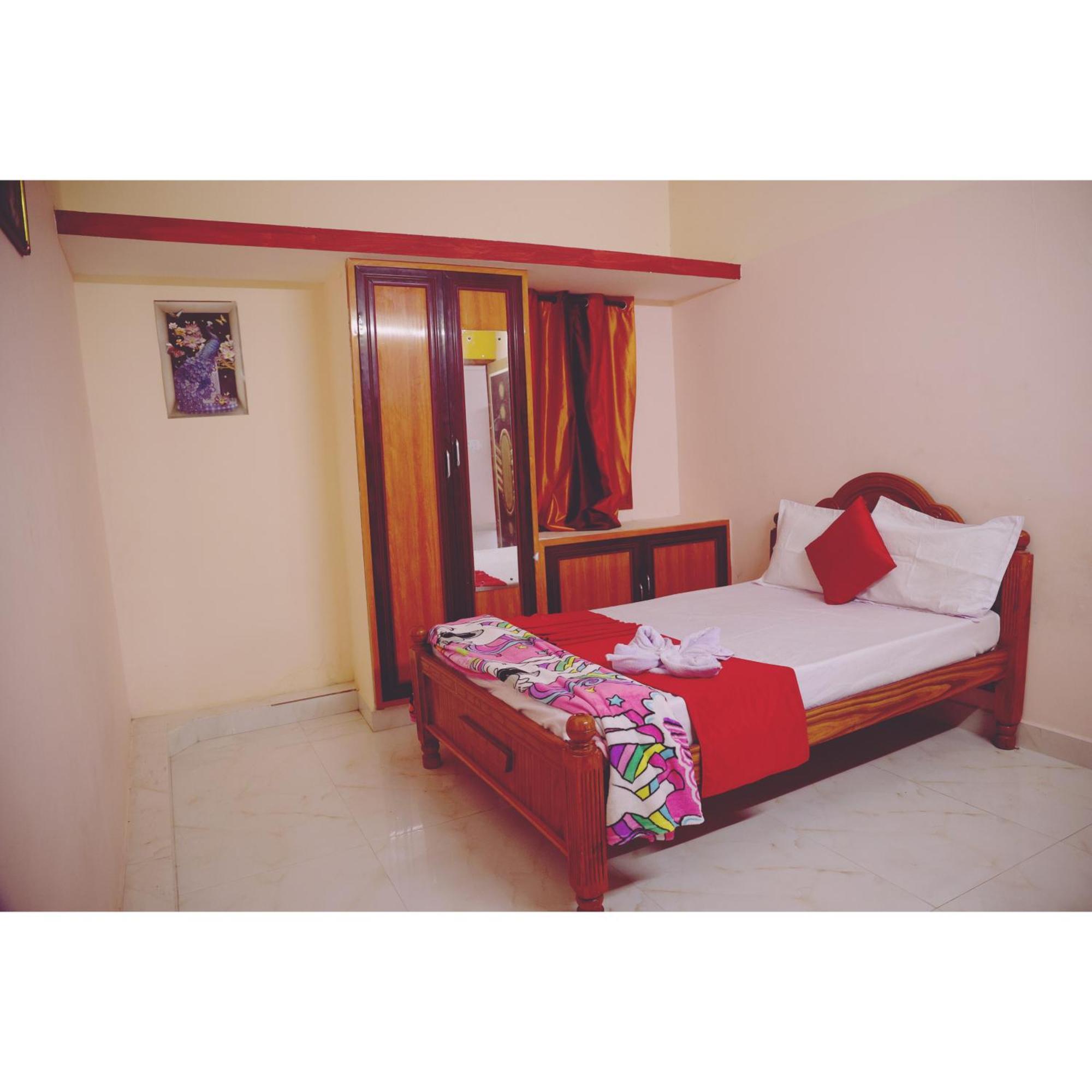 Garuda Grand Apartment Tirupati Luaran gambar